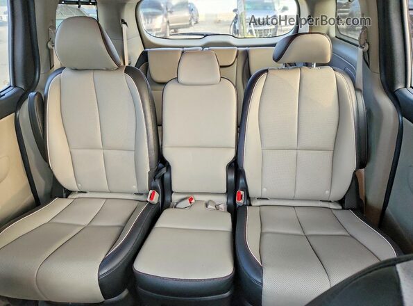 KNDMB5C17K6553094 2019 KIA SEDONA Белый Вид задних сидений