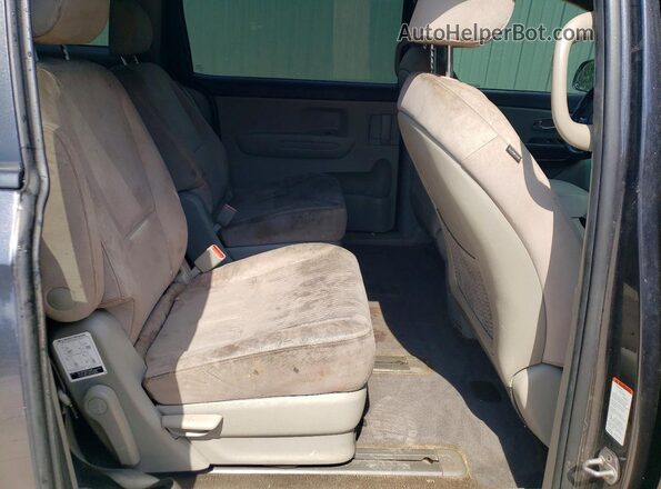 KNDMB5C17K6570140 2019 KIA SEDONA Charcoal უკანა სალონის ხედი