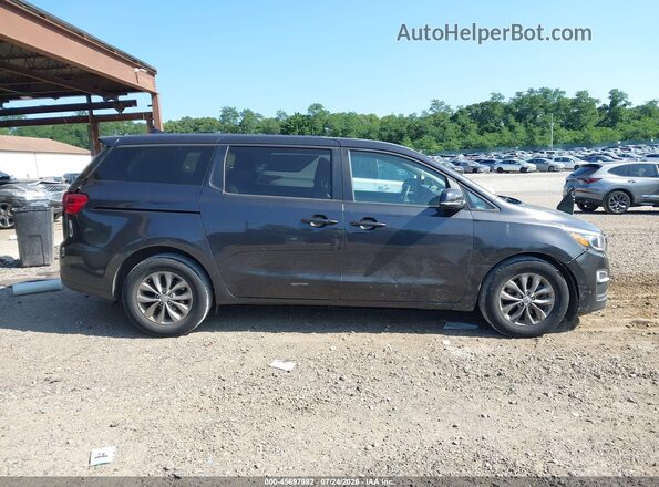 KNDMB5C17L6600707 2020 KIA SEDONA Gray Widok wnętrza z tyłu
