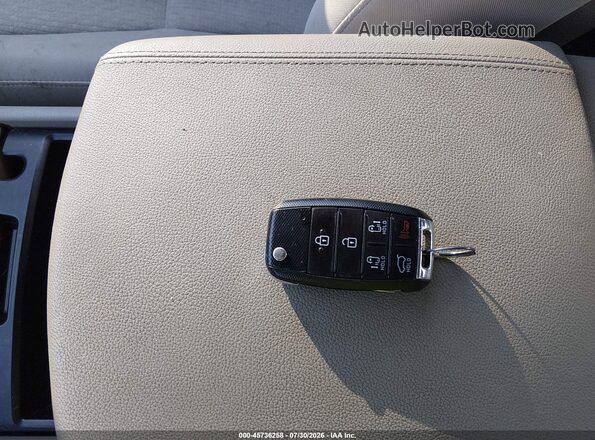 KNDMB5C18G6201777 2016 KIA SEDONA Black Dashboard view