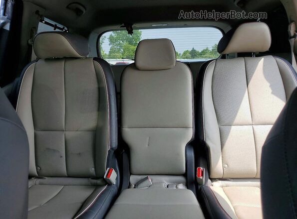 KNDMB5C18J6379129 2018 KIA SEDONA Black უკანა სავარძლების ხედი