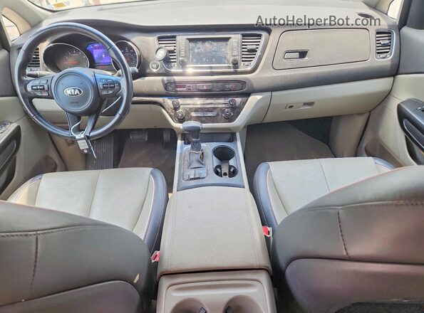 KNDMB5C19J6385988 2018 KIA SEDONA Blue Вид панелі приладів