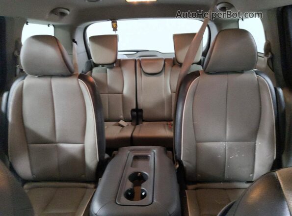 KNDMB5C19J6400635 2018 KIA SEDONA Blue Rear seats view