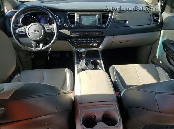 KNDMB5C19L6593470 2020 KIA SEDONA Black Vista del salpicadero