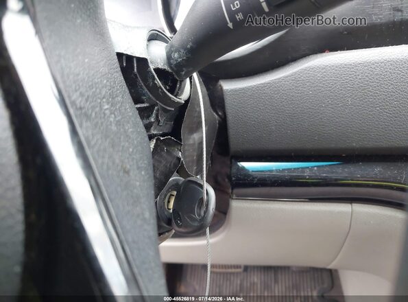 KNDMB5C1XG6196047 2016 KIA SEDONA Silver Dashboard view