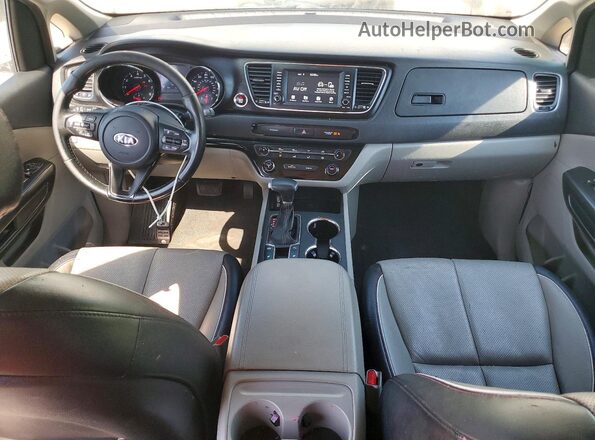 KNDMB5C1XL6639503 2020 KIA SEDONA White Widok deski rozdzielczej