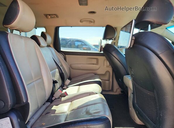 KNDMB5C1XM6664550 2021 KIA SEDONA Silver უკანა სალონის ხედი