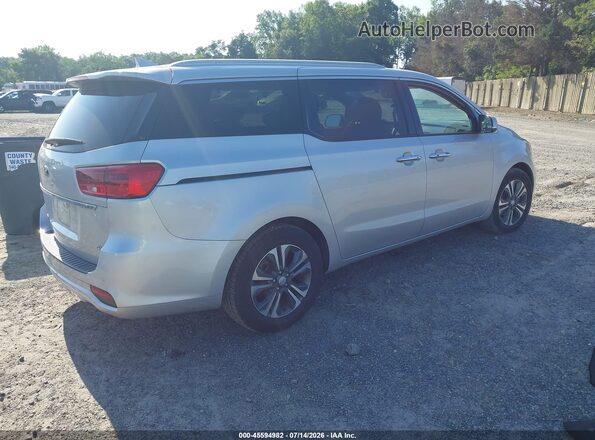 KNDMC5C15L6614232 2020 KIA SEDONA Silver Trasero derecho