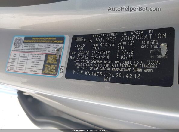 KNDMC5C15L6614232 2020 KIA SEDONA Silver Vista del compartimento del motor