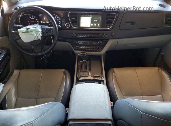 KNDMC5C19G6185358 2016 KIA SEDONA Gray Widok deski rozdzielczej