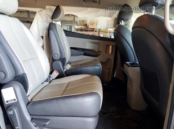 KNDMC5C19G6185358 2016 KIA SEDONA Gray Widok wnętrza z tyłu