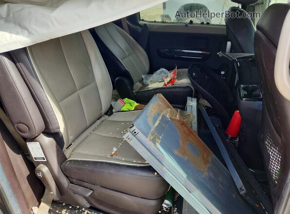 KNDME5C11J6351499 2018 KIA SEDONA Blue Widok wnętrza z tyłu