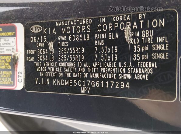 KNDME5C17G6117294 2016 KIA SEDONA Blue Engine compartment view