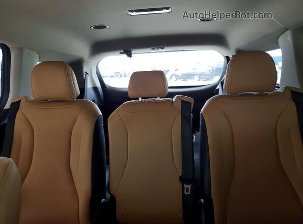 KNDNB4H30R6433902 2024 KIA CARNIVAL Black უკანა სავარძლების ხედი