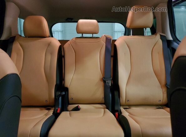 KNDNB4H31P6205212 2023 KIA CARNIVAL Maroon უკანა სავარძლების ხედი