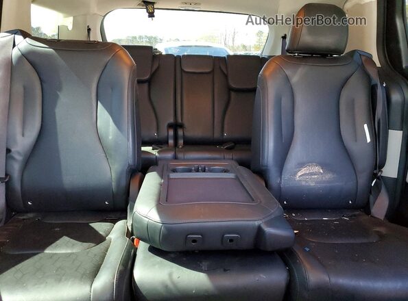 KNDNB4H33P6290957 2023 KIA CARNIVAL Black Widok tylnych siedzeń