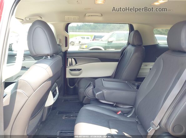 KNDNB4H36R6388917 2024 KIA CARNIVAL MPV Red VIN კოდის სტიკერის ხედი