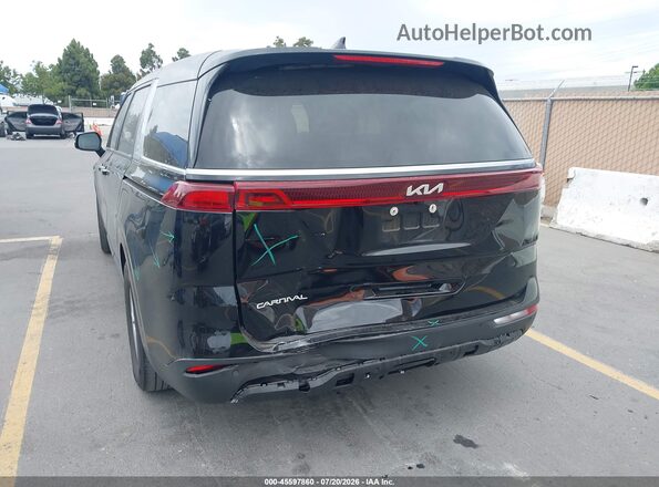 KNDNB4H3XP6207394 2023 KIA CARNIVAL LX FWD W/SE Черный Вид спереди