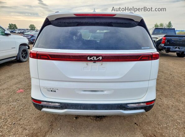 KNDNB5H39P6293240 2023 KIA CARNIVAL White Rear view