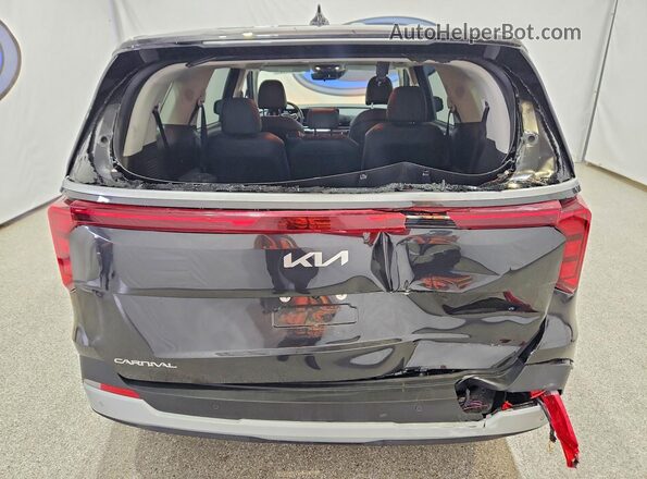 KNDNB5K35T6601880 2026 KIA CARNIVAL Charcoal Հետևի տեսք