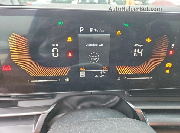 KNDNB5K36S6543910 2025 KIA CARNIVAL Черный Вид щитка приборов