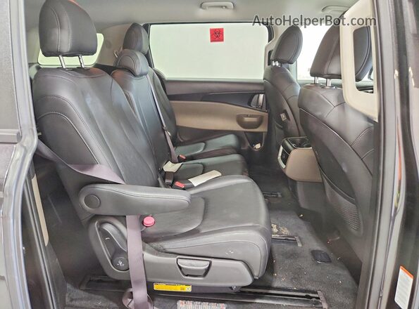 KNDNB5K3XT6593033 2026 KIA CARNIVAL Gray Вид задньої частини салону