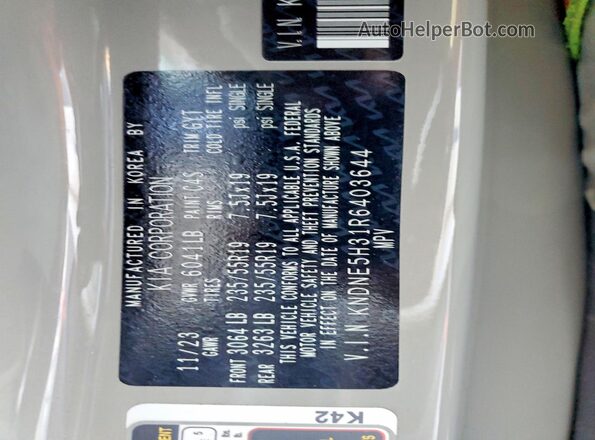 KNDNE5H31R6403644 2024 KIA CARNIVAL Gray 360 interior view