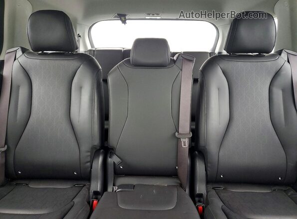 KNDNE5H33R6385034 2024 KIA CARNIVAL Black Widok tylnych siedzeń