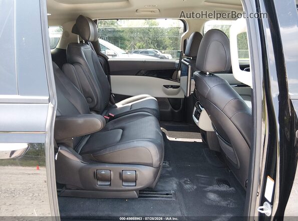 KNDNE5H38N6060938 2022 KIA CARNIVAL MPV Black Widok naklejki z numerem VIN