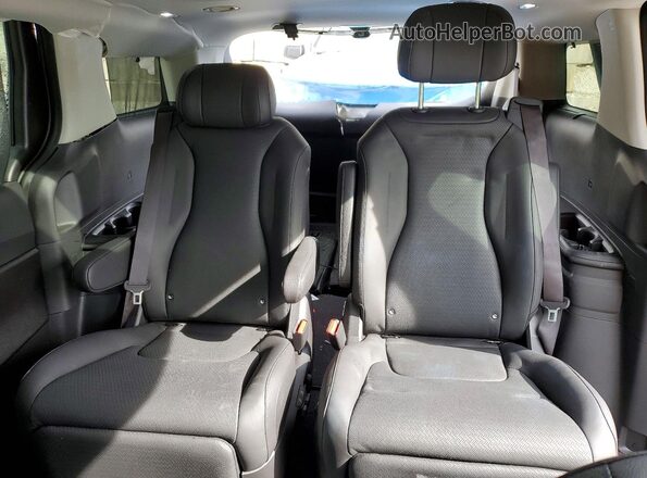 KNDNE5K31S6489746 2025 KIA CARNIVAL Black Вид задніх сидінь