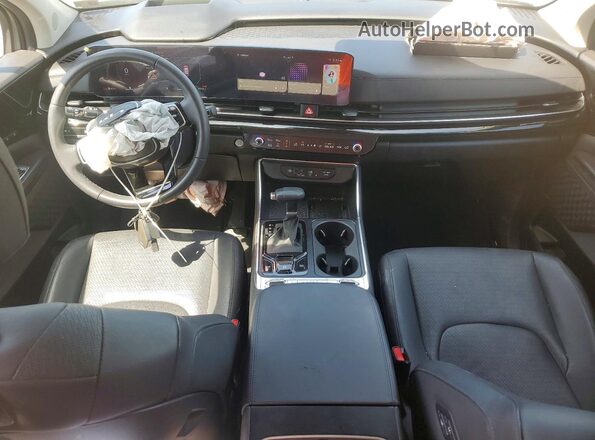 KNDNE5K34S6482242 2025 KIA CARNIVAL Silver Առջևի վահանակի տեսք