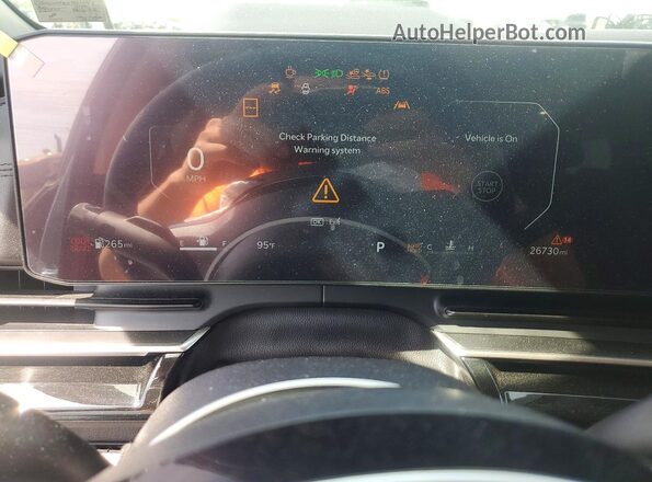 KNDNE5K34S6482242 2025 KIA CARNIVAL Silver Սարքավորումների վահանակի տեսք