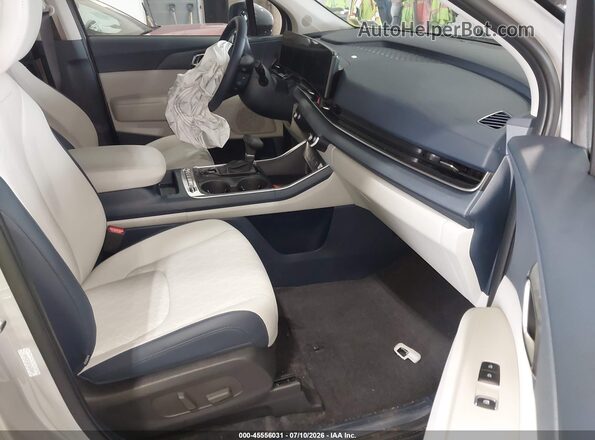KNDNE5K36T6638606 2026 KIA CARNIVAL MPV Серый Вид салона спереди