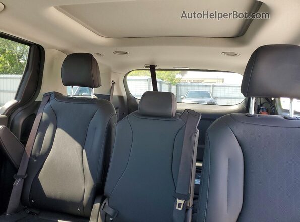 KNDNE5KA5S6065002 2025 KIA CARNIVAL Gray Вид задніх сидінь