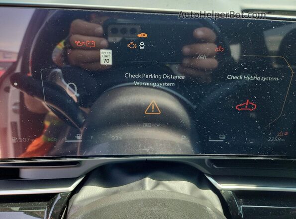 KNDNE5KA8T6128921 2026 KIA CARNIVAL White Instrument cluster view
