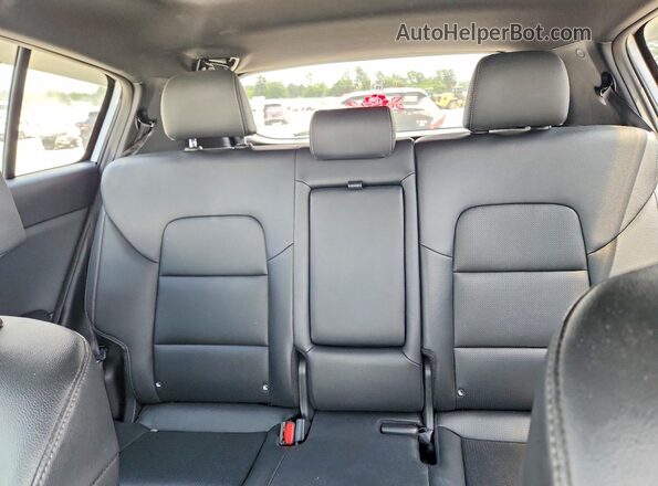 KNDP63AC0M7918271 2021 KIA SPORTAGE Silver Rear seats view