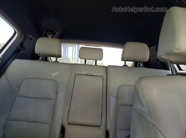 KNDP63AC5L7742932 2020 KIA SPORTAGE White Հետևի նստատեղերի տեսք