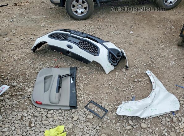 KNDP6CAC4N7015414 2022 KIA SPORTAGE White Vista del compartimento del motor
