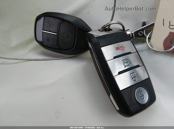 KNDP6CAC6L7772666 2020 KIA SPORTAGE Black Vista del salpicadero
