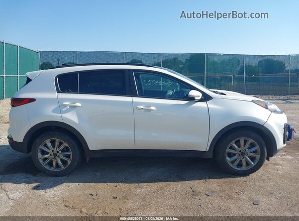 KNDP6CAC8M7938705 2021 KIA SPORTAGE White Սալոնի հետևի տեսք
