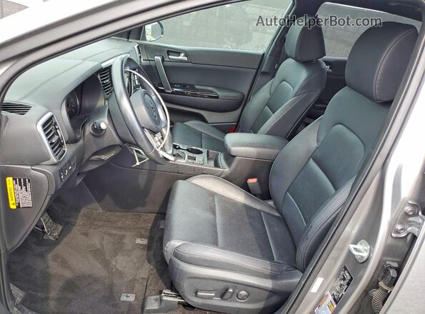 KNDP6CACXN7014591 2022 KIA SPORTAGE Серебряный Вид салона спереди