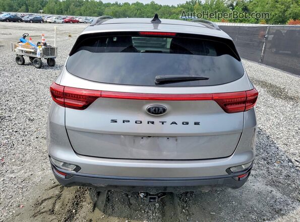 KNDP6CACXN7014591 2022 KIA SPORTAGE Серебряный Вид сзади