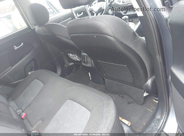KNDPB3AC1G7833214 2016 KIA SPORTAGE Blue Rear seats view