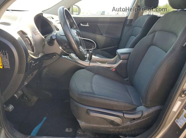 KNDPB3AC5G7827951 2016 KIA SPORTAGE Gray Widok wnętrza z przodu
