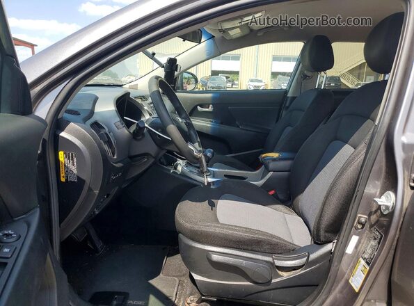 KNDPB3AC5G7858276 2016 KIA SPORTAGE Gray წინა სალონის ხედი