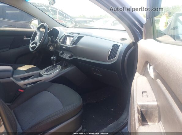 KNDPB3AC5G7875532 2016 KIA SPORTAGE Blue Front interior view