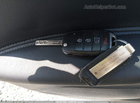KNDPB3AC8G7871197 2016 KIA SPORTAGE Белый Вид панели приборов