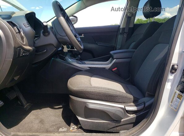 KNDPBCAC0G7873364 2016 KIA SPORTAGE Silver წინა სალონის ხედი