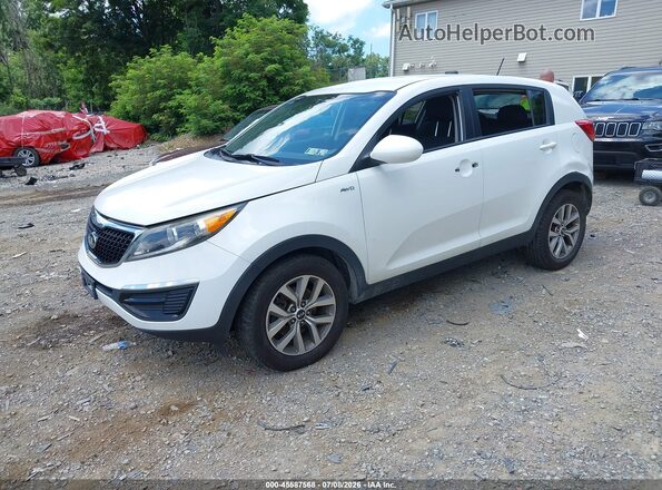 KNDPBCAC1G7814341 2016 KIA SPORTAGE White Front left