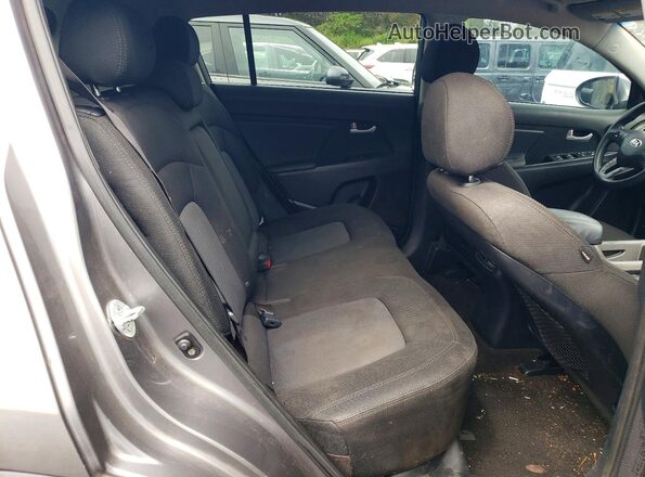 KNDPBCAC1G7873969 2016 KIA SPORTAGE Gray Widok wnętrza z tyłu